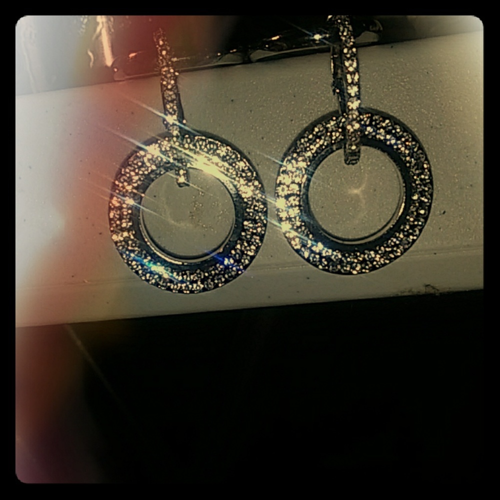 BNWT double bling earrings